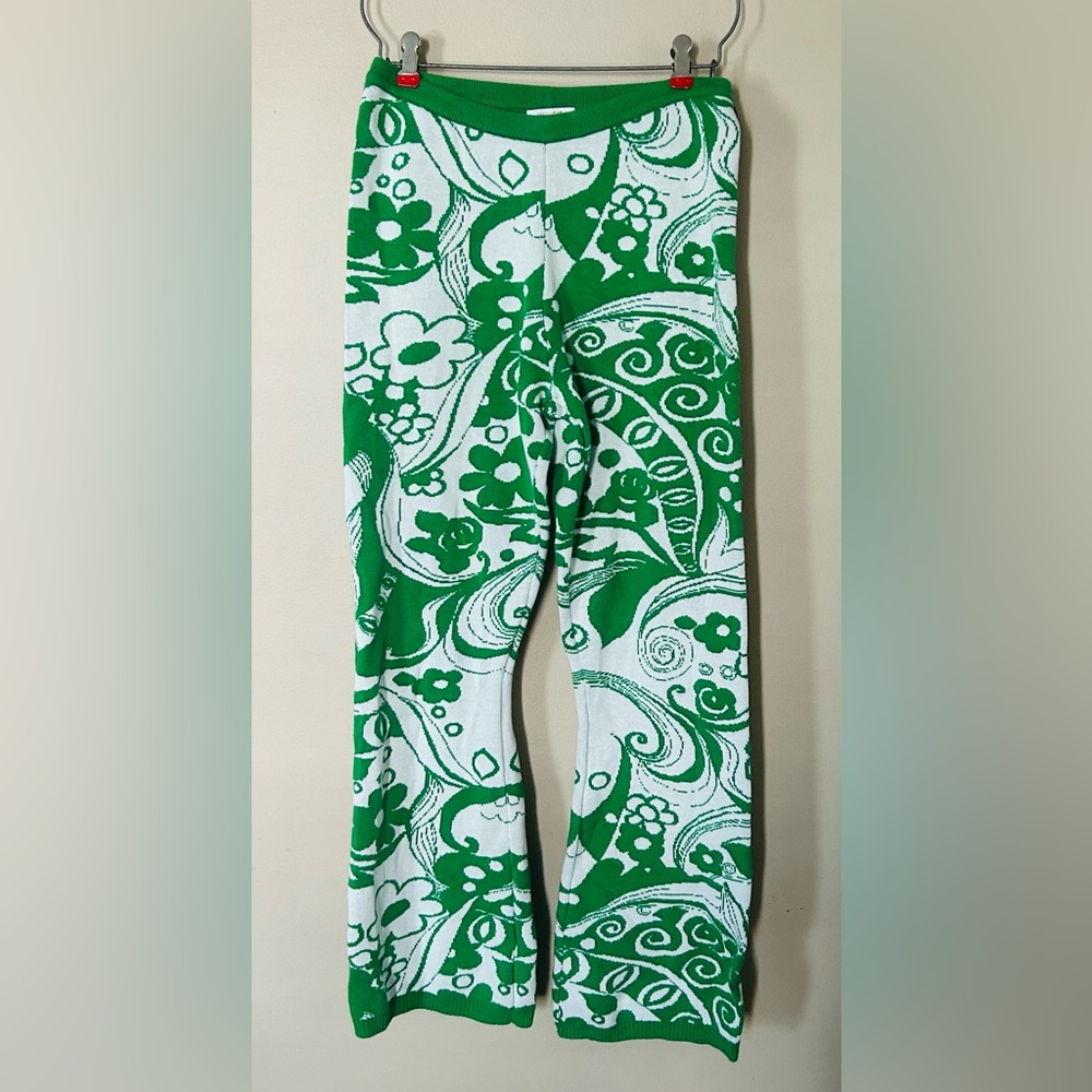 Wayf ‘98Green and White Floral Swirl Retro Pants